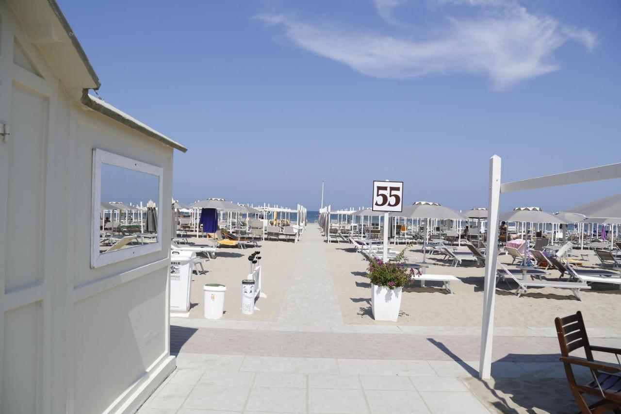 Riccione Suite Design Exterior foto